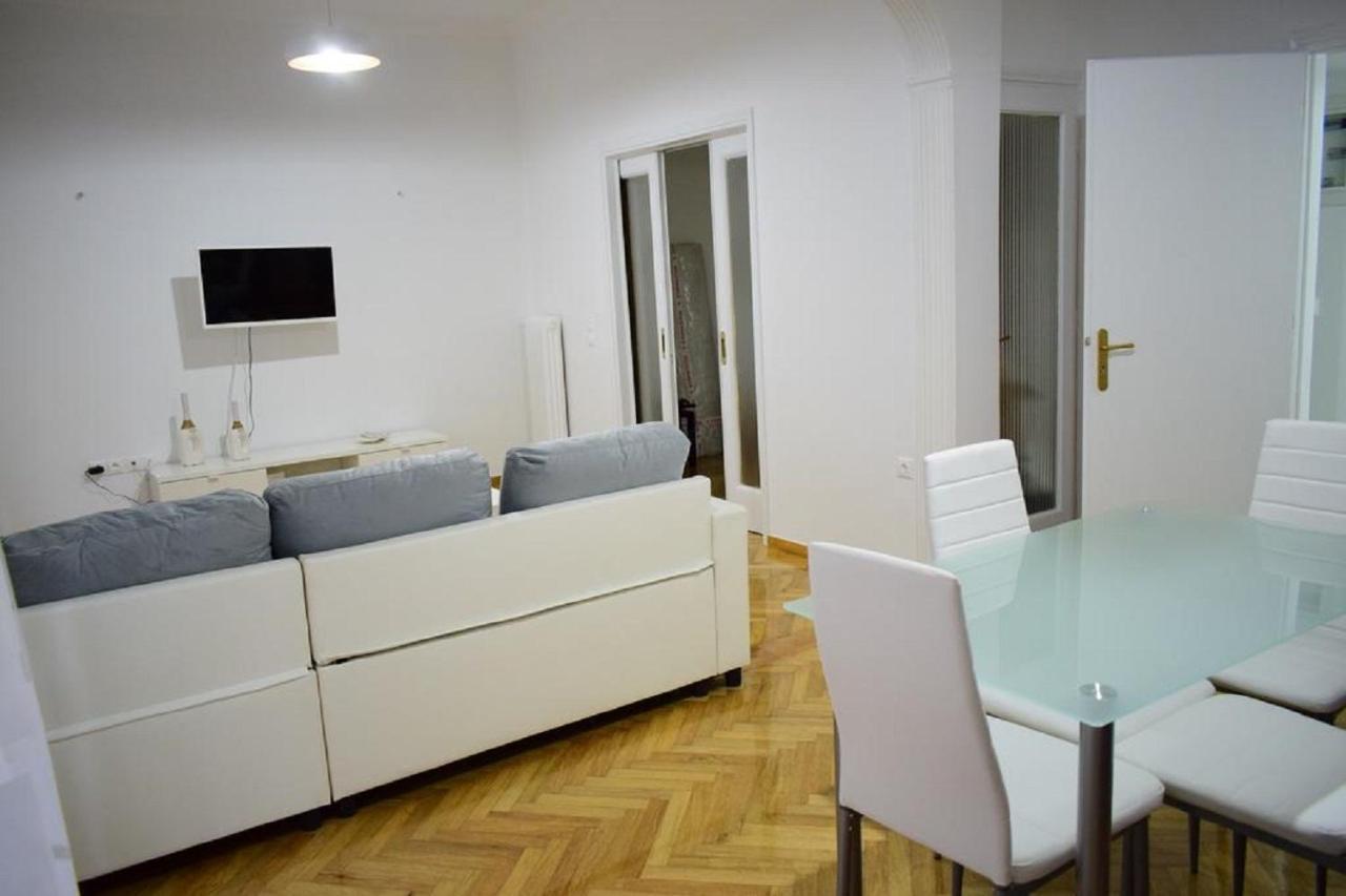 Beautiful Renovated Flat In Athens Apartman Kültér fotó